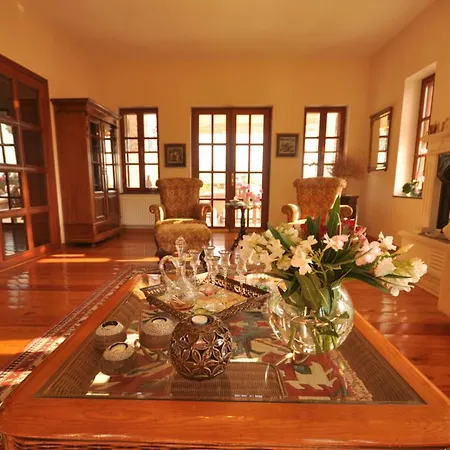 Alanya Sleeps 14 With Pool Air Con And Wifi Villa